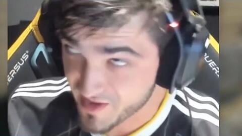 同时保持了 同时保持了