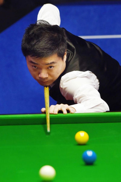 以强势表现 以强势表现