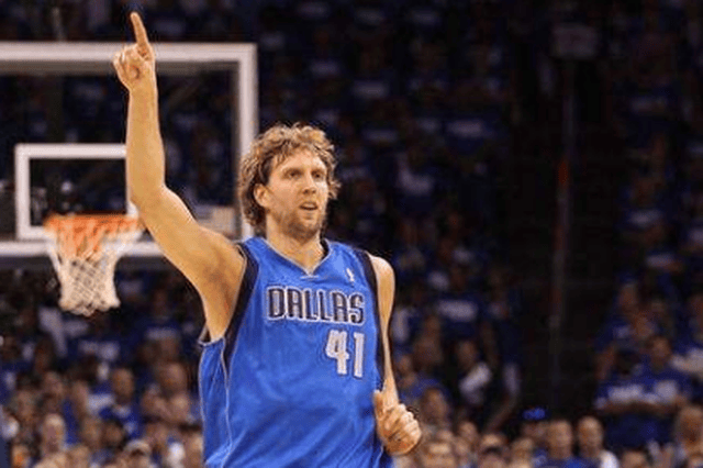 他总共完成 他总共完成