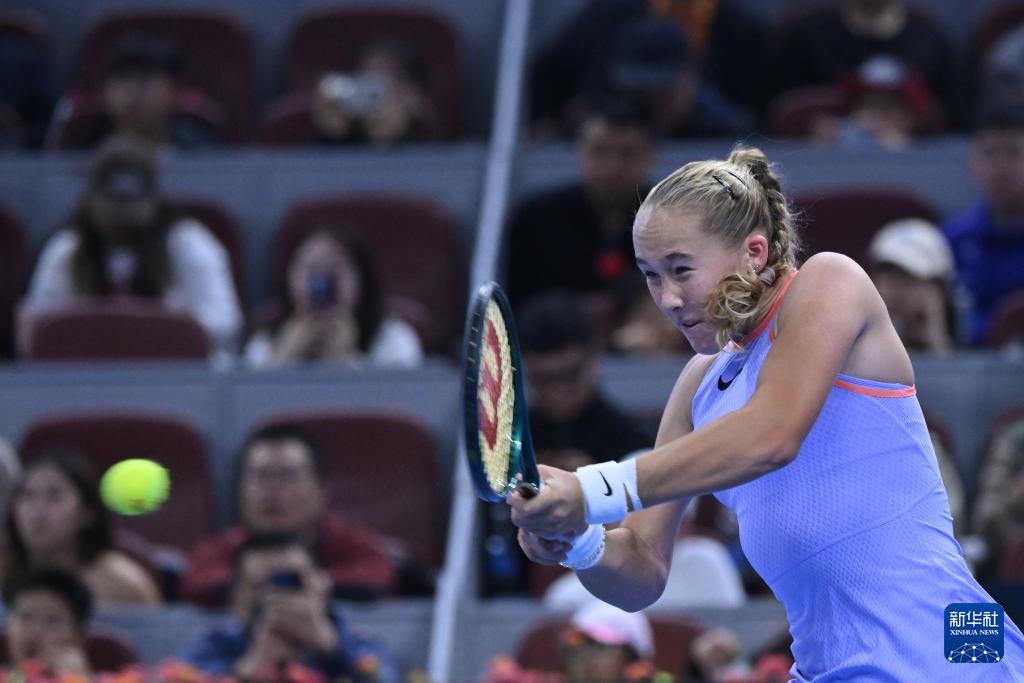 在他的第一 在他的第一