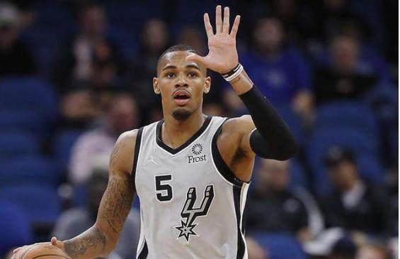 队友后再前 队友后再前